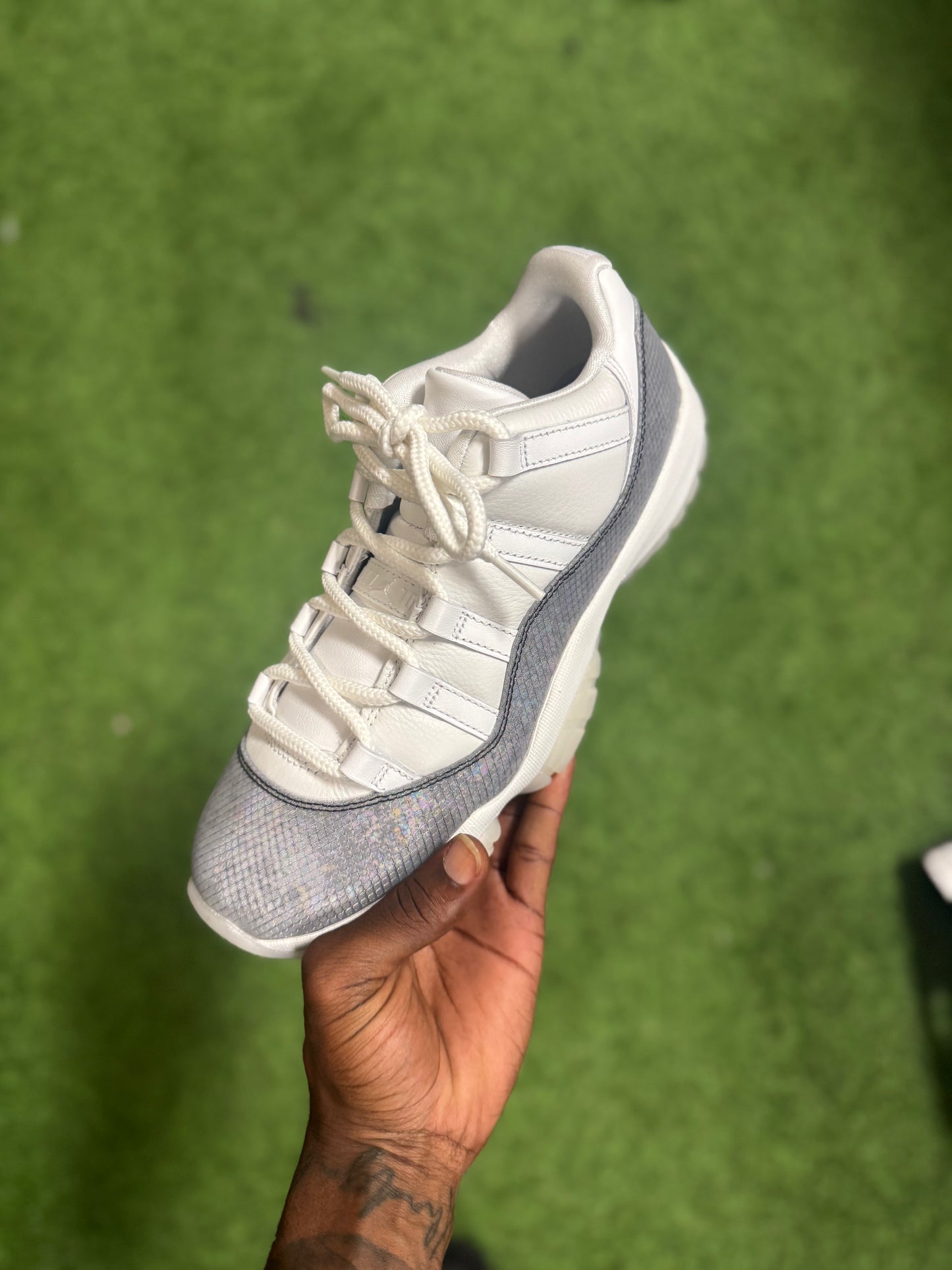 Air Jordan 11 Retro Low 'Cement Grey'